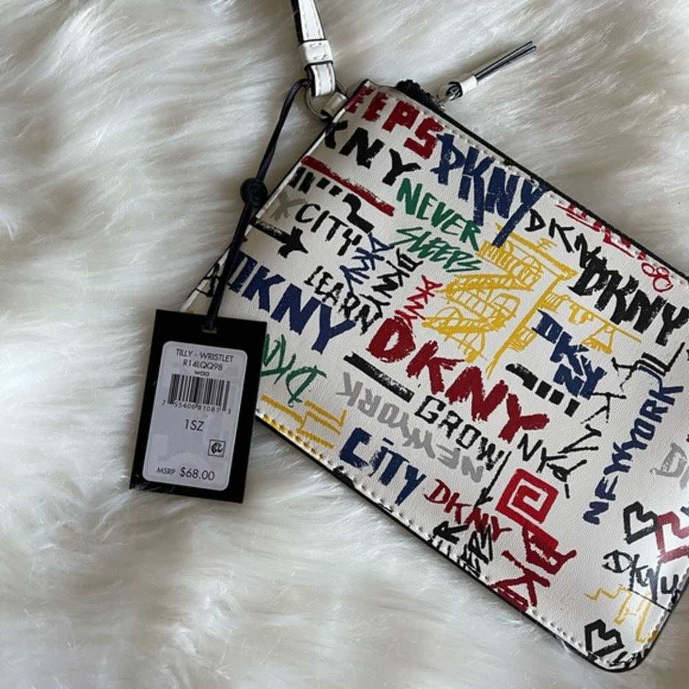 DKNY NY MADE Logo Wallet Purse NWT